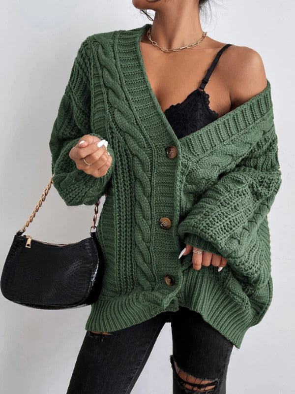 Gilet en maille torsadée femme oversize boutonné col V 2