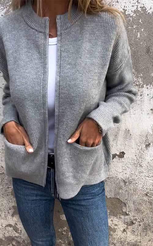 Gilet femme en maille douce et chaude au style intemporel 4
