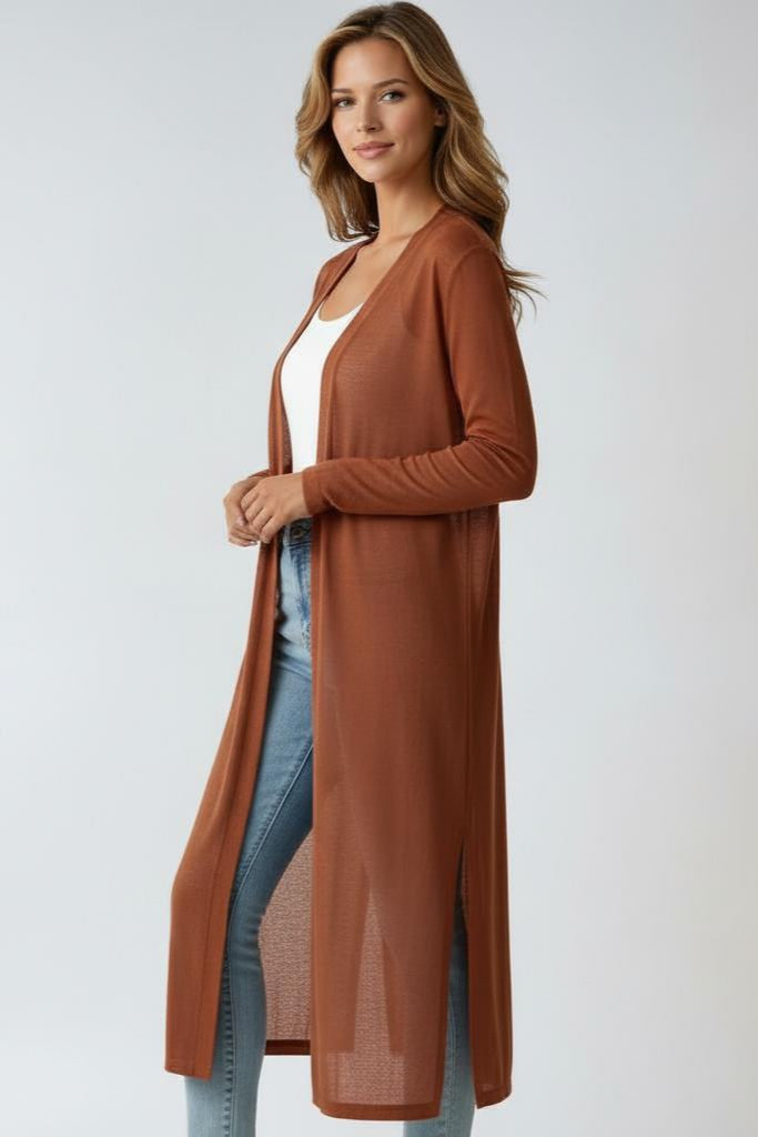 Gilet long femme en maille fine léger et ouvert sur le devant 1