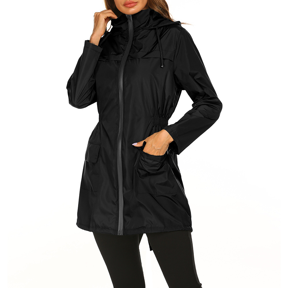 Manteau de pluie femme long déperlant à capuche avec taille élastique 2