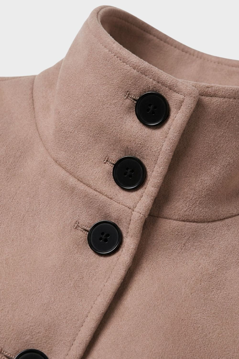 Manteau femme mi-long en suédine à col montant et ceinture 5