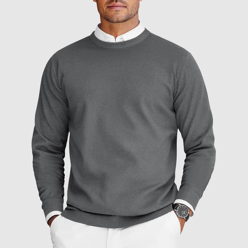 Pull col rond homme en maille légère et douce à silhouette épurée 4