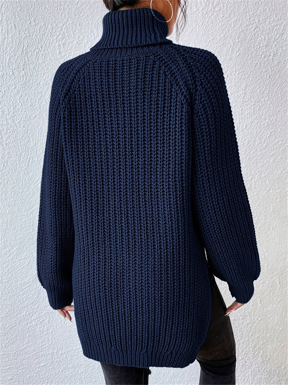 Pull col roulé femme en grosse maille à manches raglan 6