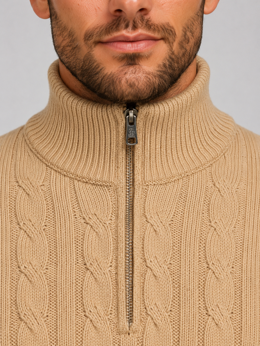Pull demi-zip homme en maille torsadée à col montant 8