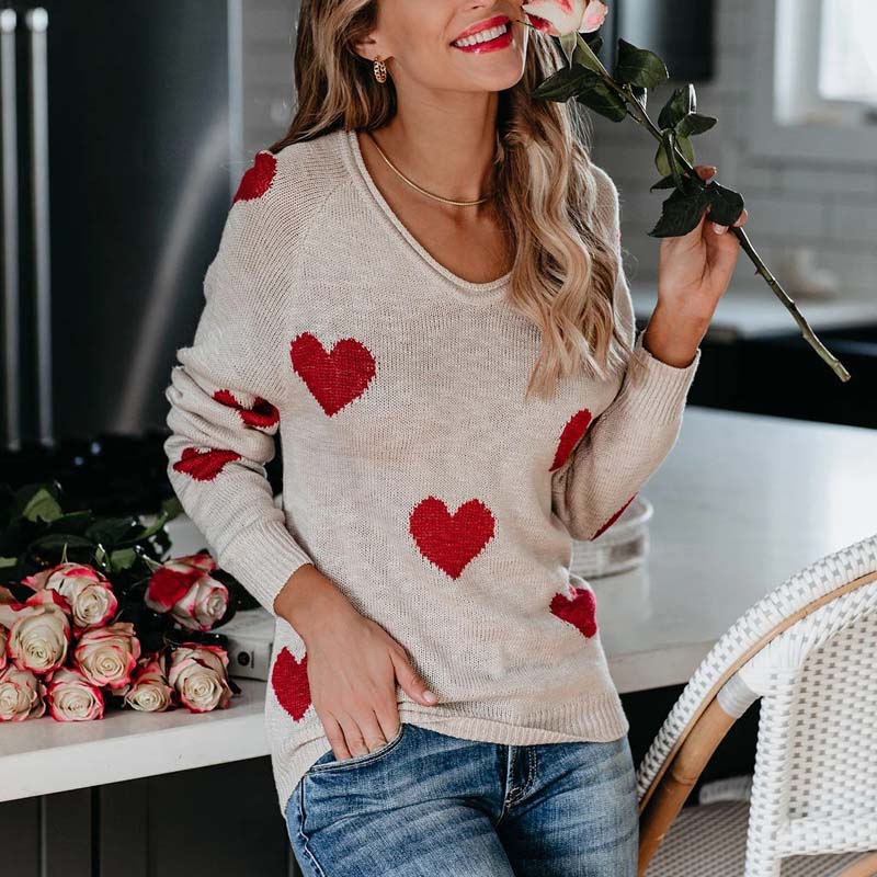Pull en maille femme à motif coeur col V manches longues 7
