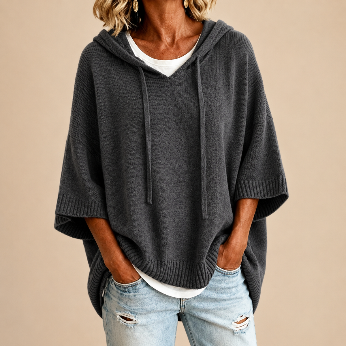 Pull femme à capuche ample en maille 4
