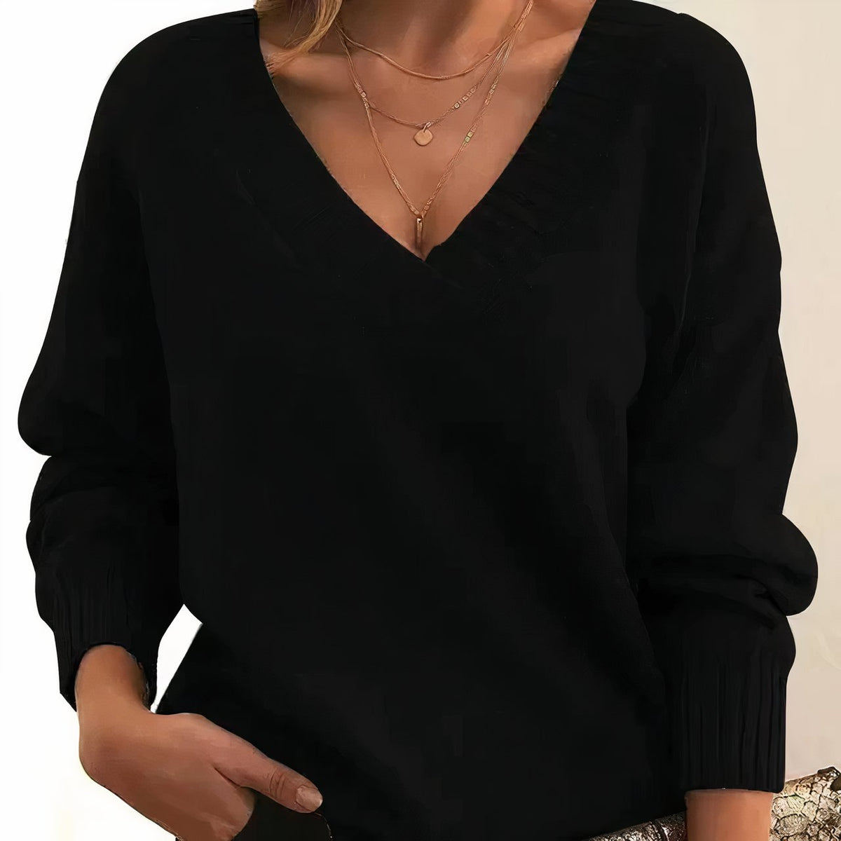 Pull femme en maille de laine à col en V et manches longues 11