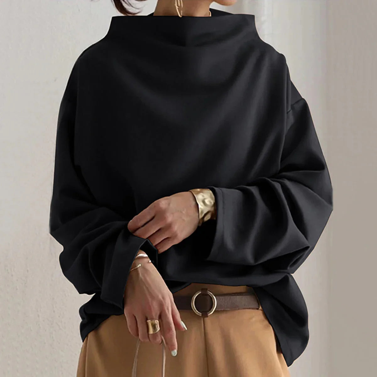 Pull oversize femme à col large coupe ample 1