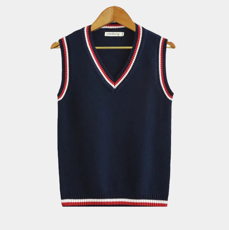 Pull sans manches homme col V en maille torsadée 5