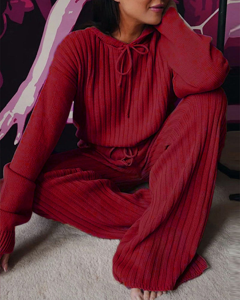 Pyjama femme en maille côtelée à capuche et pantalon large 4