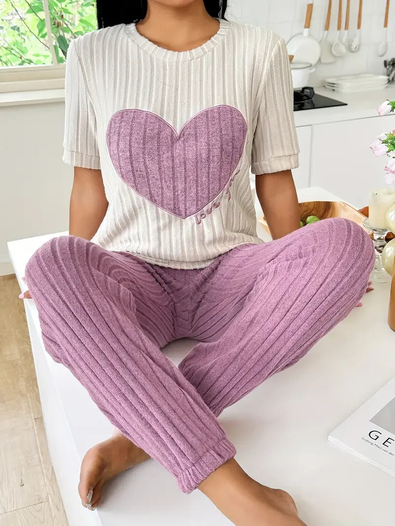 Pyjama femme en maille côtelée à motif cœur et manches courtes 1