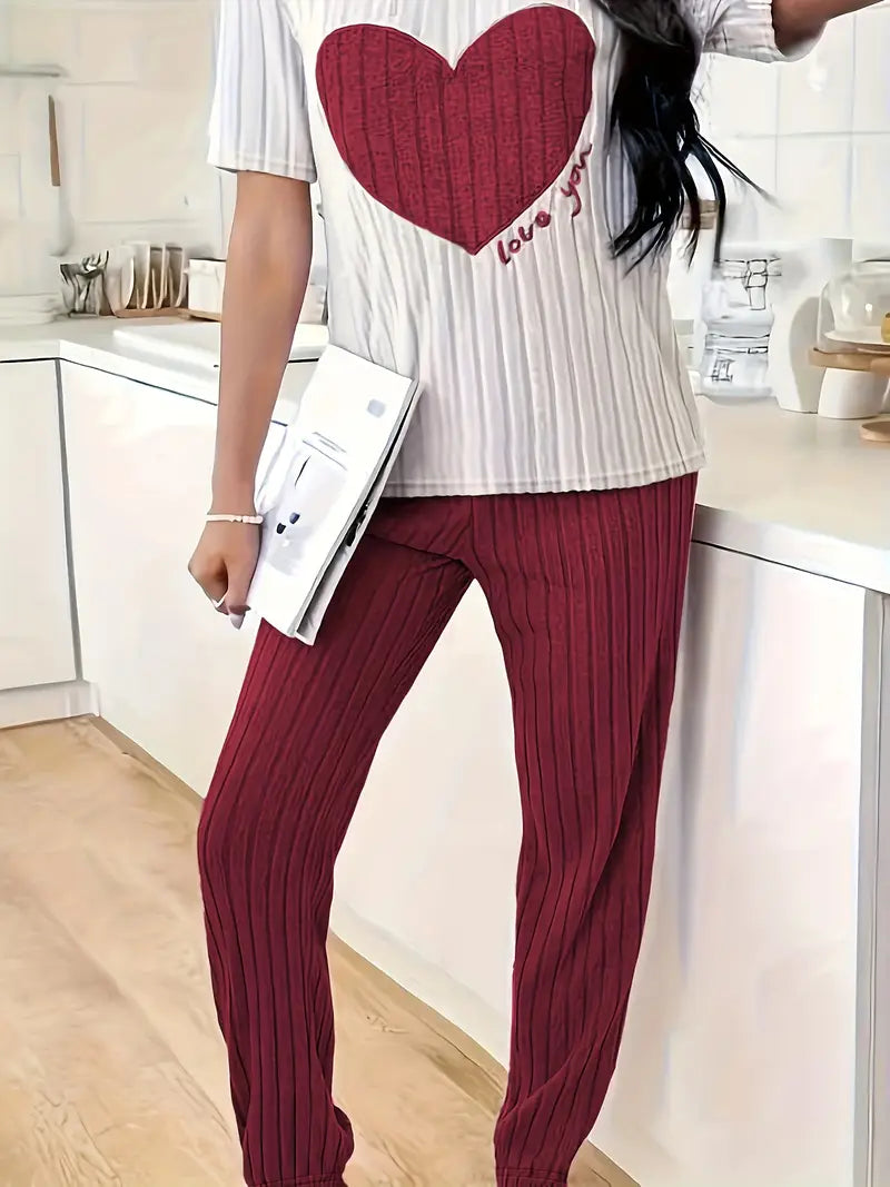 Pyjama femme en maille côtelée à motif cœur et manches courtes 9