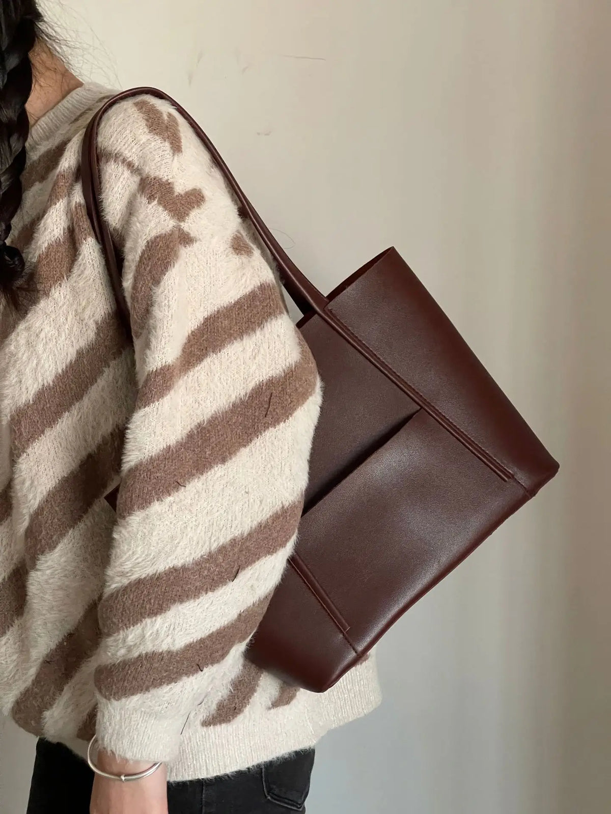 Sac à main femme en cuir à poignée et grande contenance 5