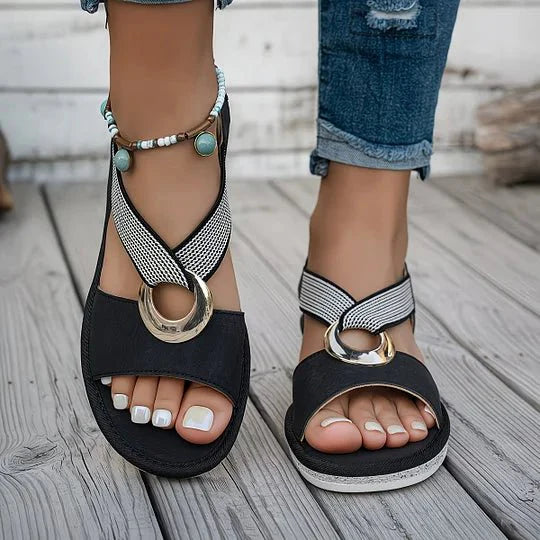 Sandales confortables femme à boucle et semelle souple