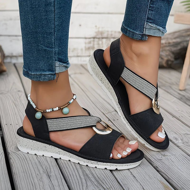 Sandales confortables femme à boucle et semelle souple