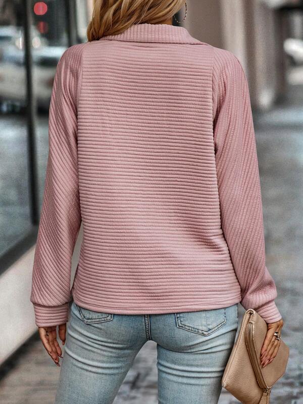 Sweat femme à demi-zip, matière structurée et coupe ample 10