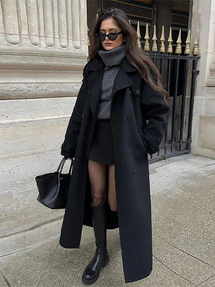 Trench femme long à ceinture, double boutonnage et col à revers 8