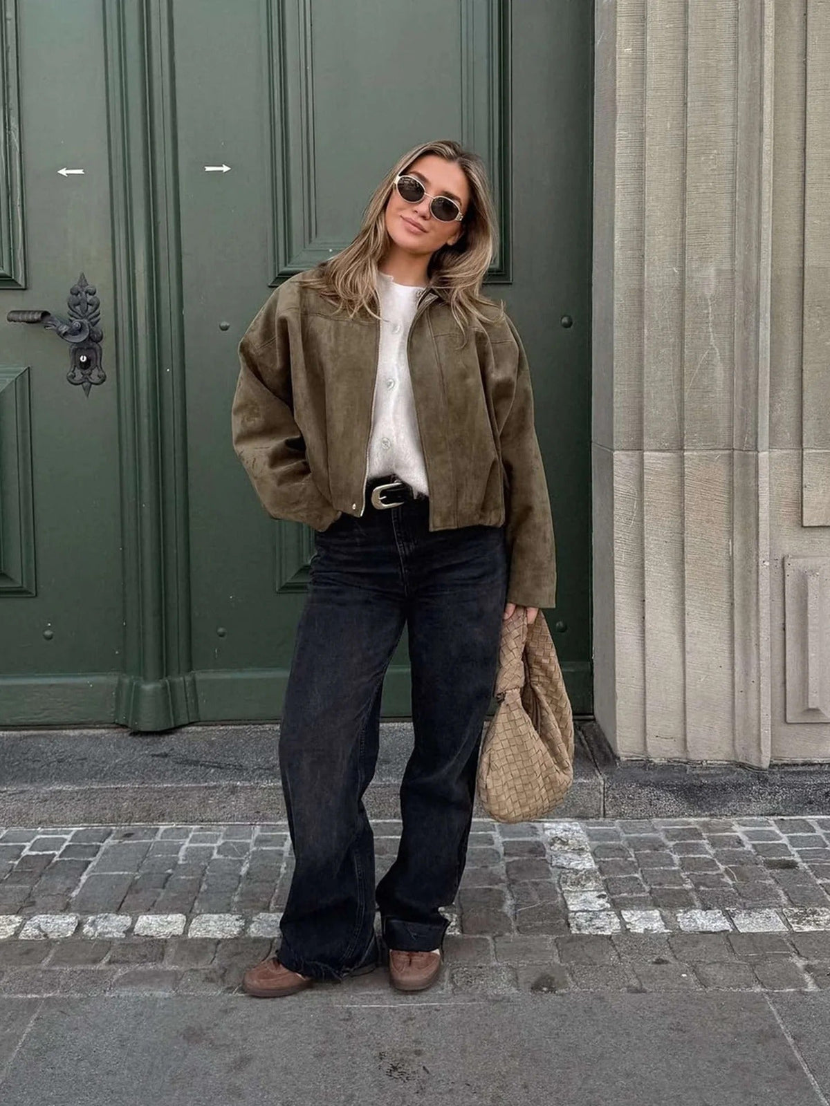 Veste bomber en suédine femme à col chemise coupe oversize 4