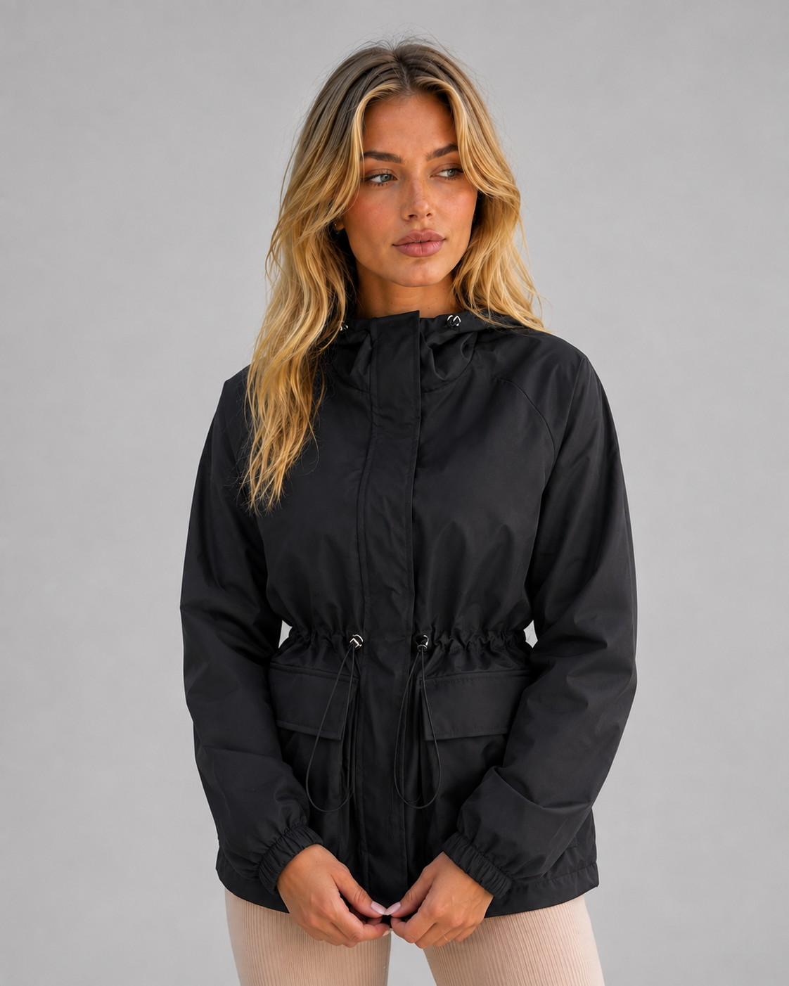 Veste de pluie à capuche femme mi-longue déperlante et coupe-vent à cordon de serrage 3