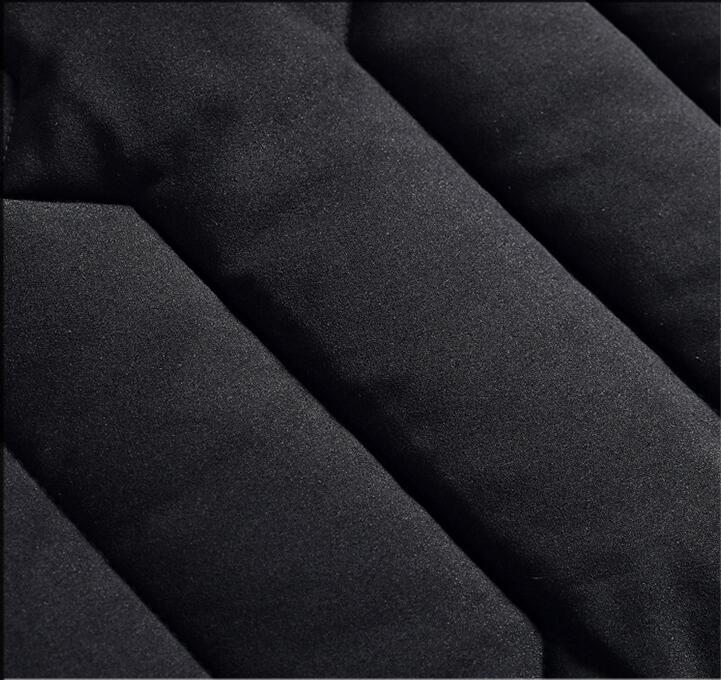 Veste matelassée homme légère zippée à motif géométrique et poches 5