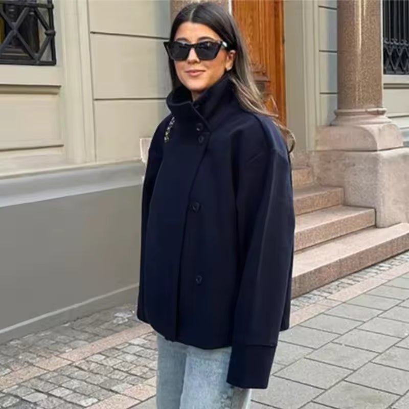 Veste mi-saison femme courte et ajustée à double boutonnage 5