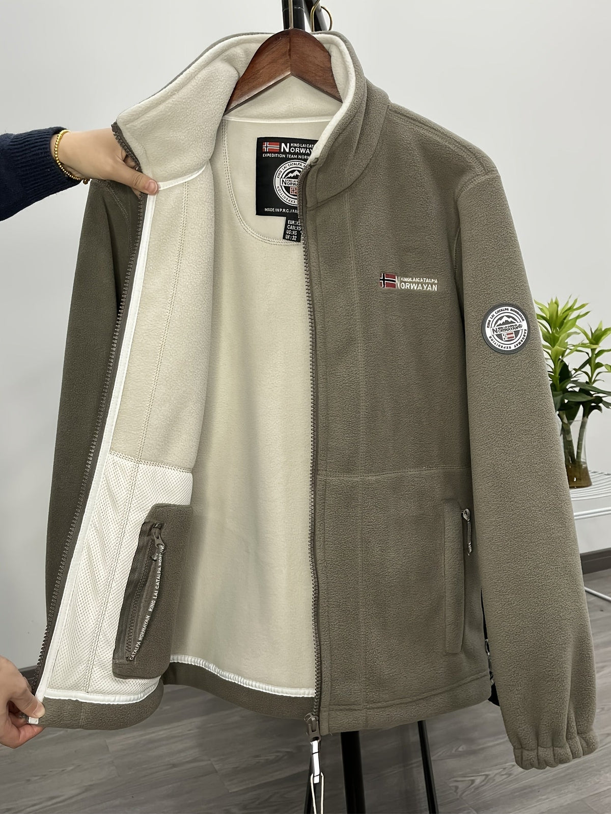 Veste polaire homme légère et chaude à col montant 17